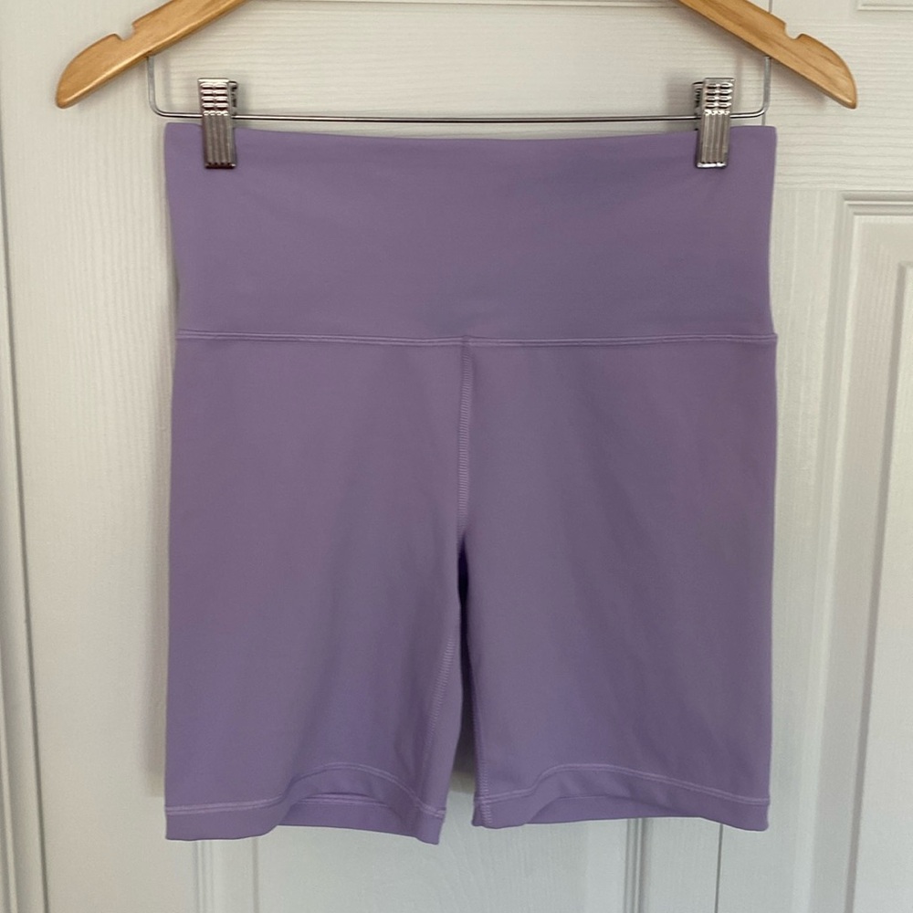 Athleta Elation 7 inch shorts